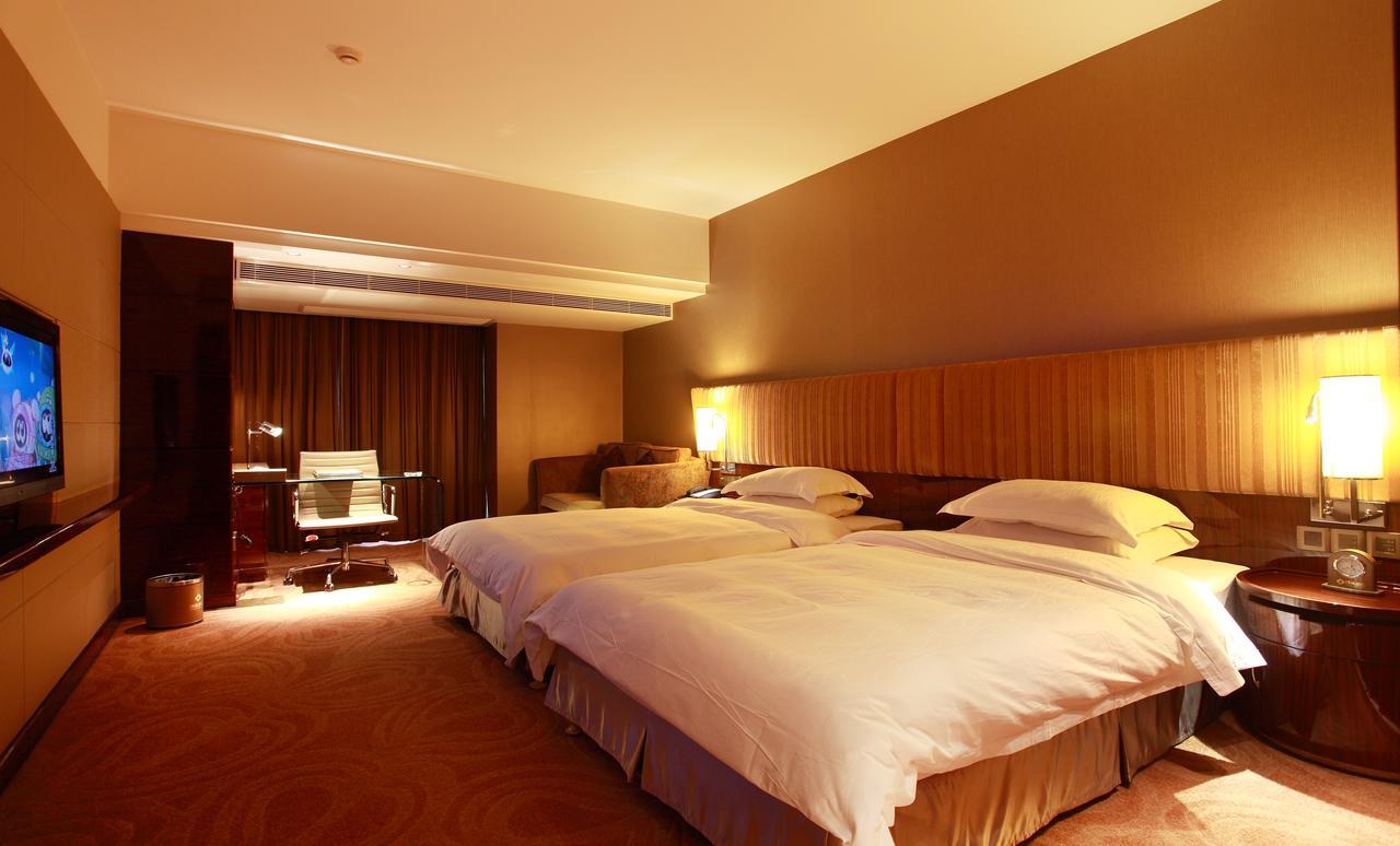 Hotel Fortune Thuận Đức Ngoại thất bức ảnh