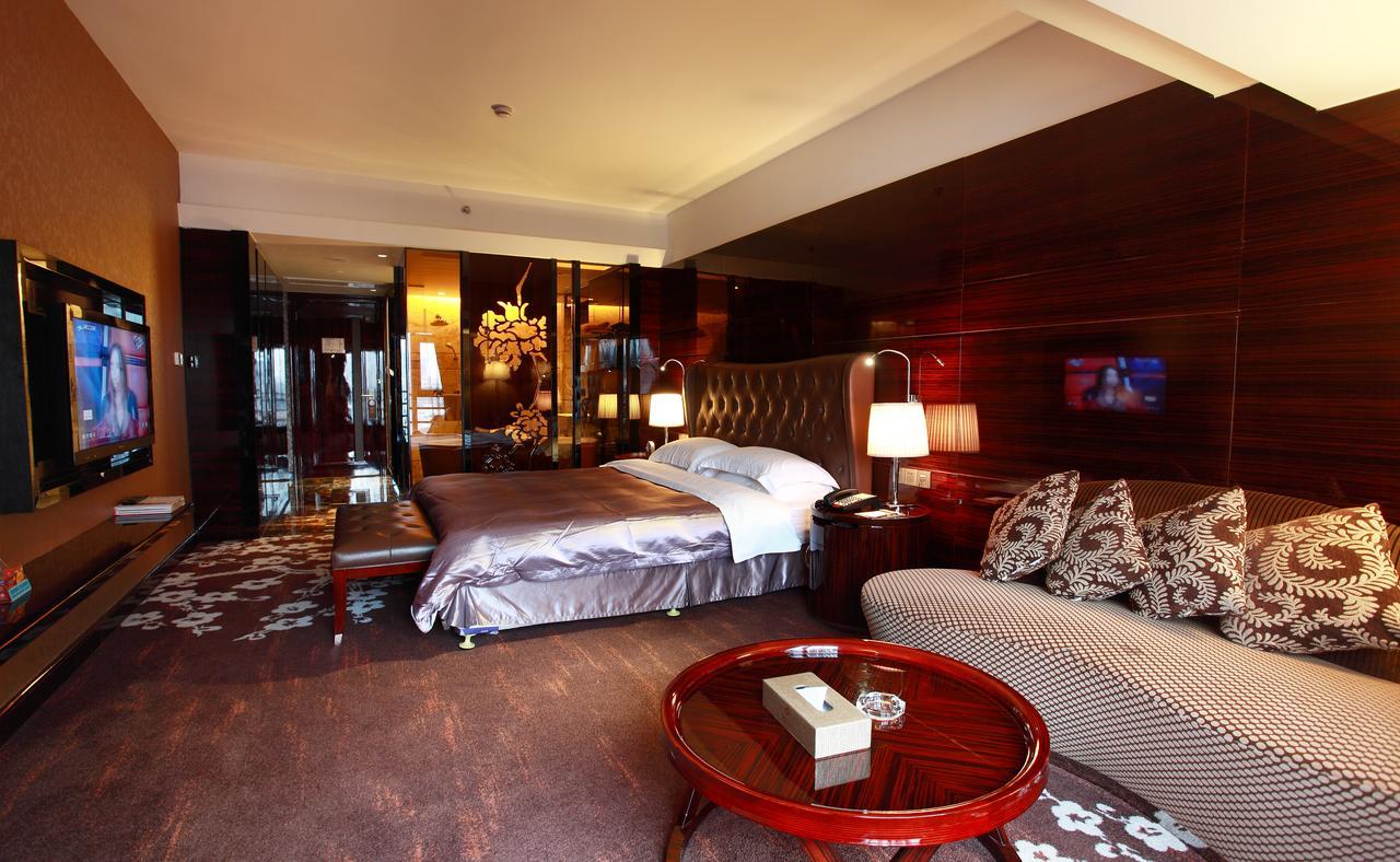 Hotel Fortune Thuận Đức Ngoại thất bức ảnh