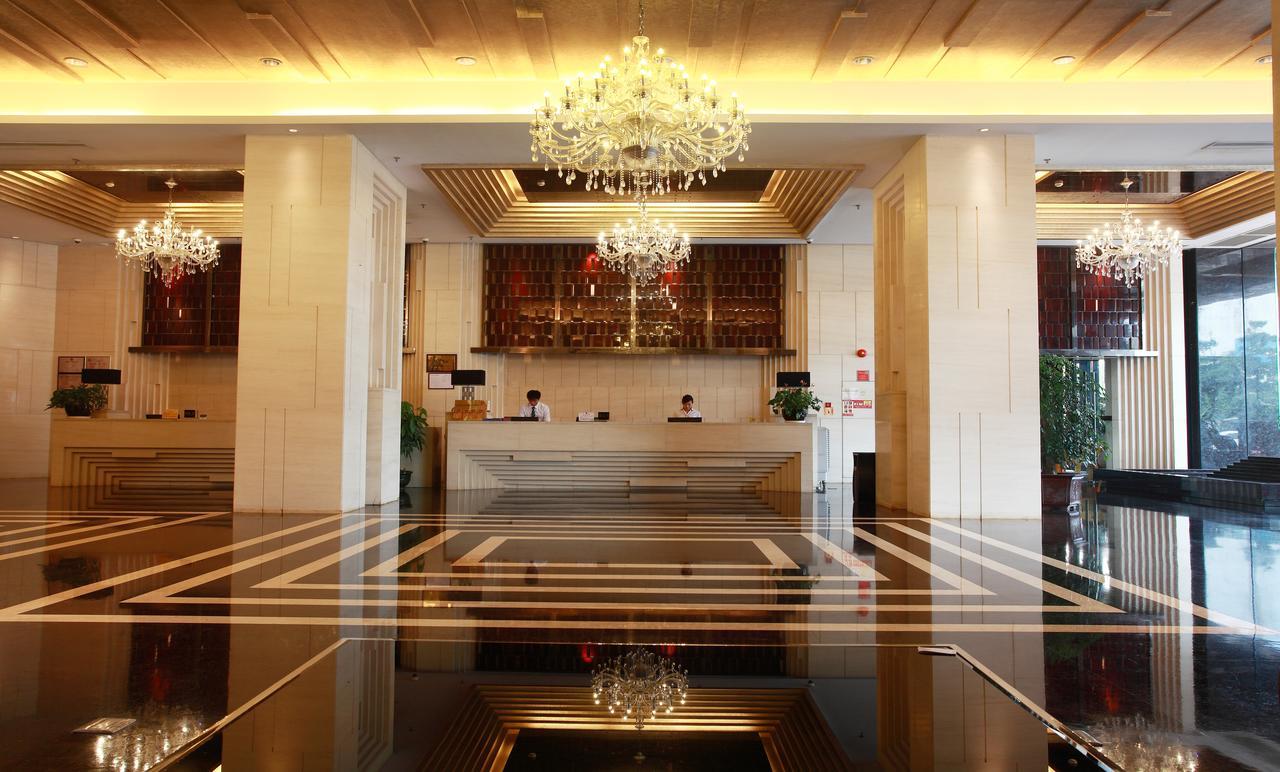 Hotel Fortune Thuận Đức Ngoại thất bức ảnh
