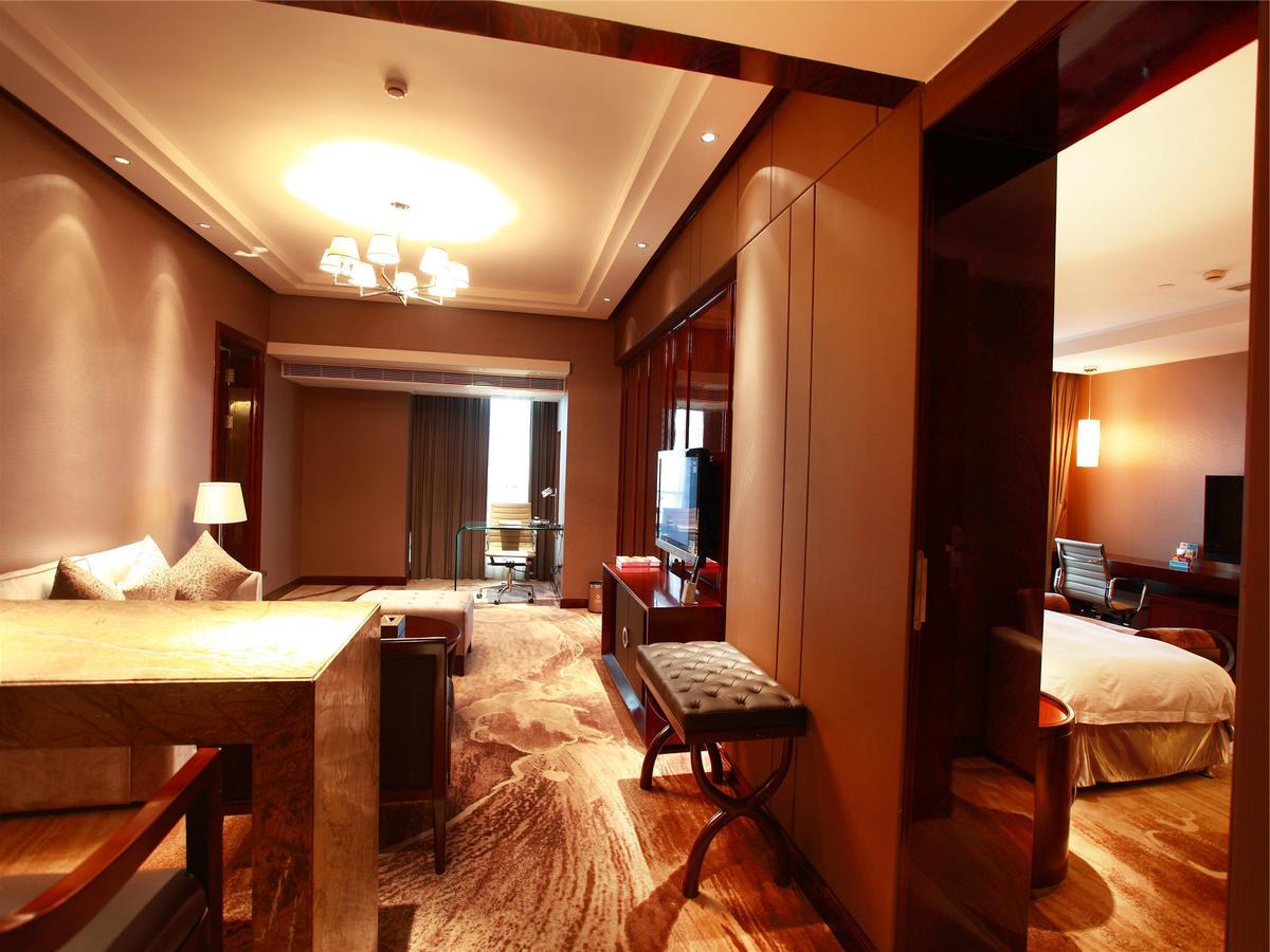 Hotel Fortune Thuận Đức Ngoại thất bức ảnh