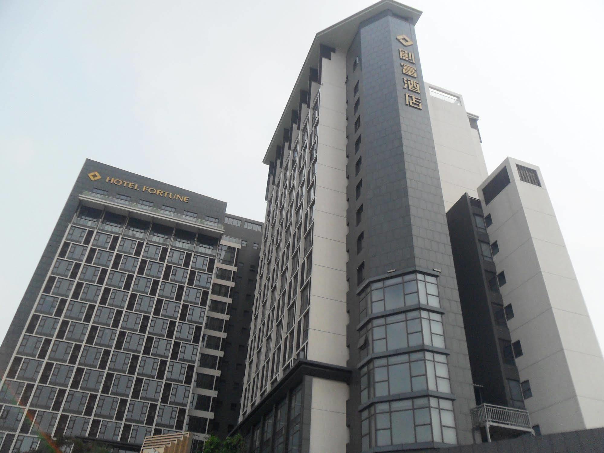 Hotel Fortune Thuận Đức Ngoại thất bức ảnh