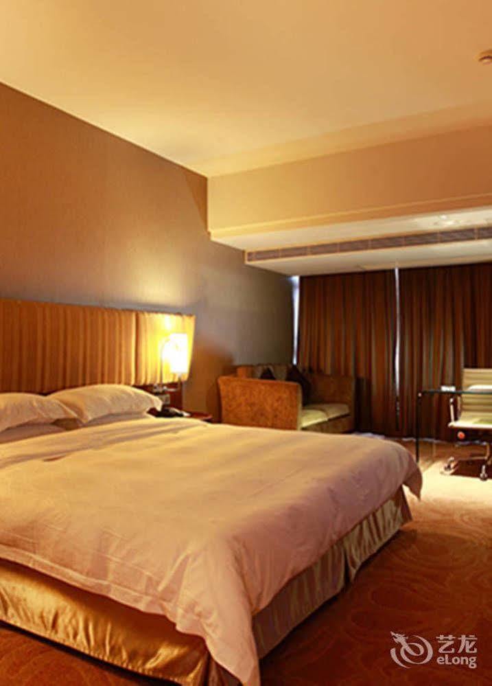 Hotel Fortune Thuận Đức Ngoại thất bức ảnh