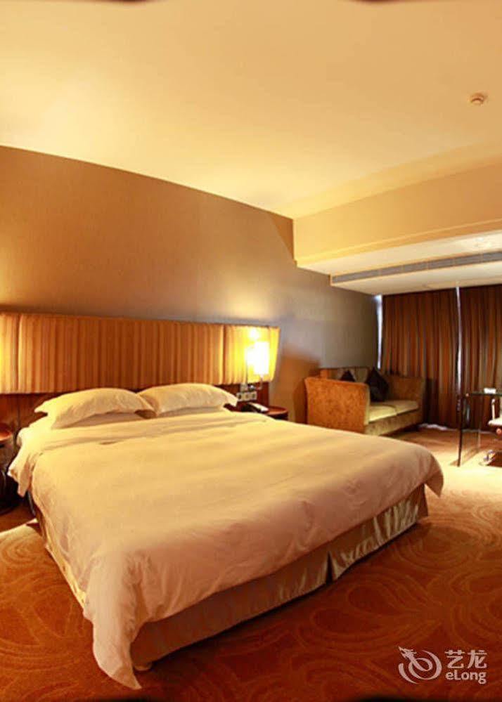 Hotel Fortune Thuận Đức Ngoại thất bức ảnh