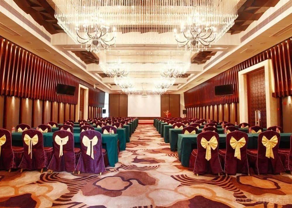 Hotel Fortune Thuận Đức Ngoại thất bức ảnh